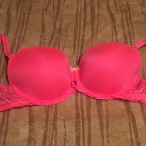 Victoria’s Secret bra